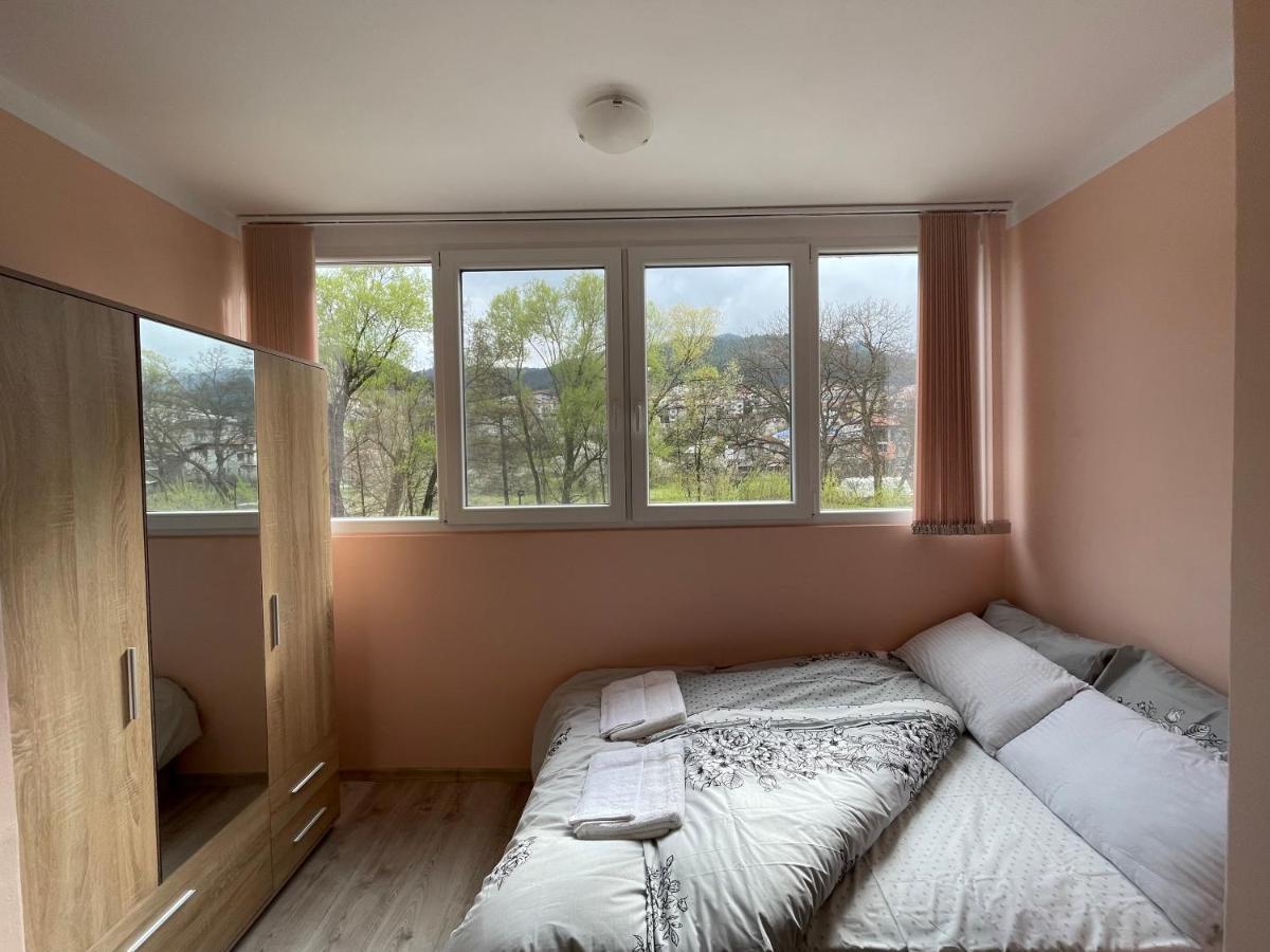 代温Apartament Emaia公寓 外观 照片