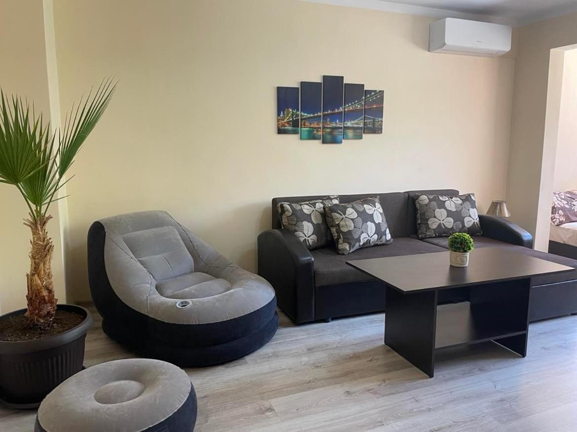 代温Apartament Emaia公寓 外观 照片