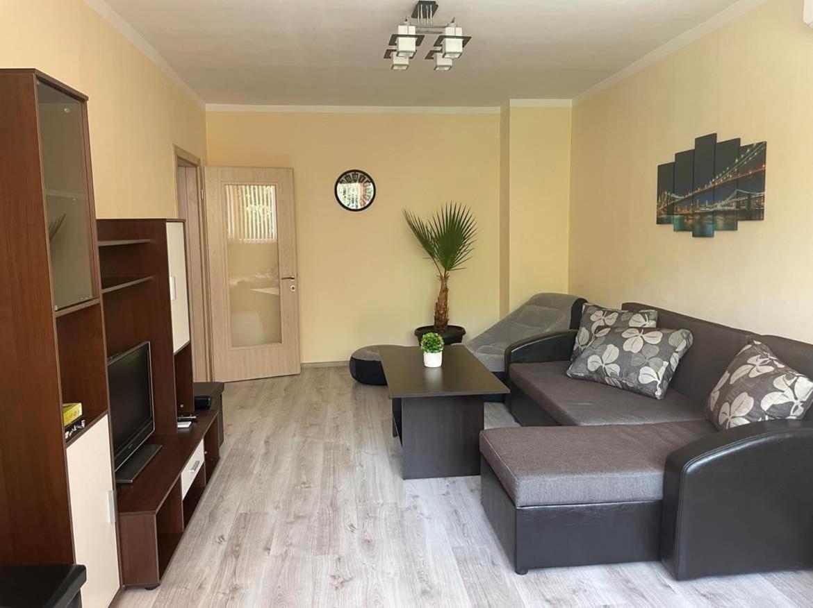 代温Apartament Emaia公寓 外观 照片